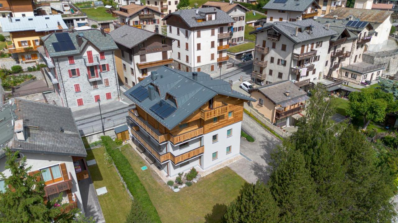 Aparthotel La Casa Di Armando à Bormio Extérieur photo
